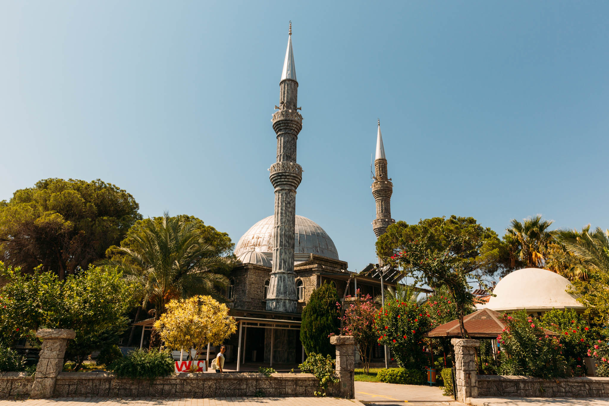 Belek Town Mosque
