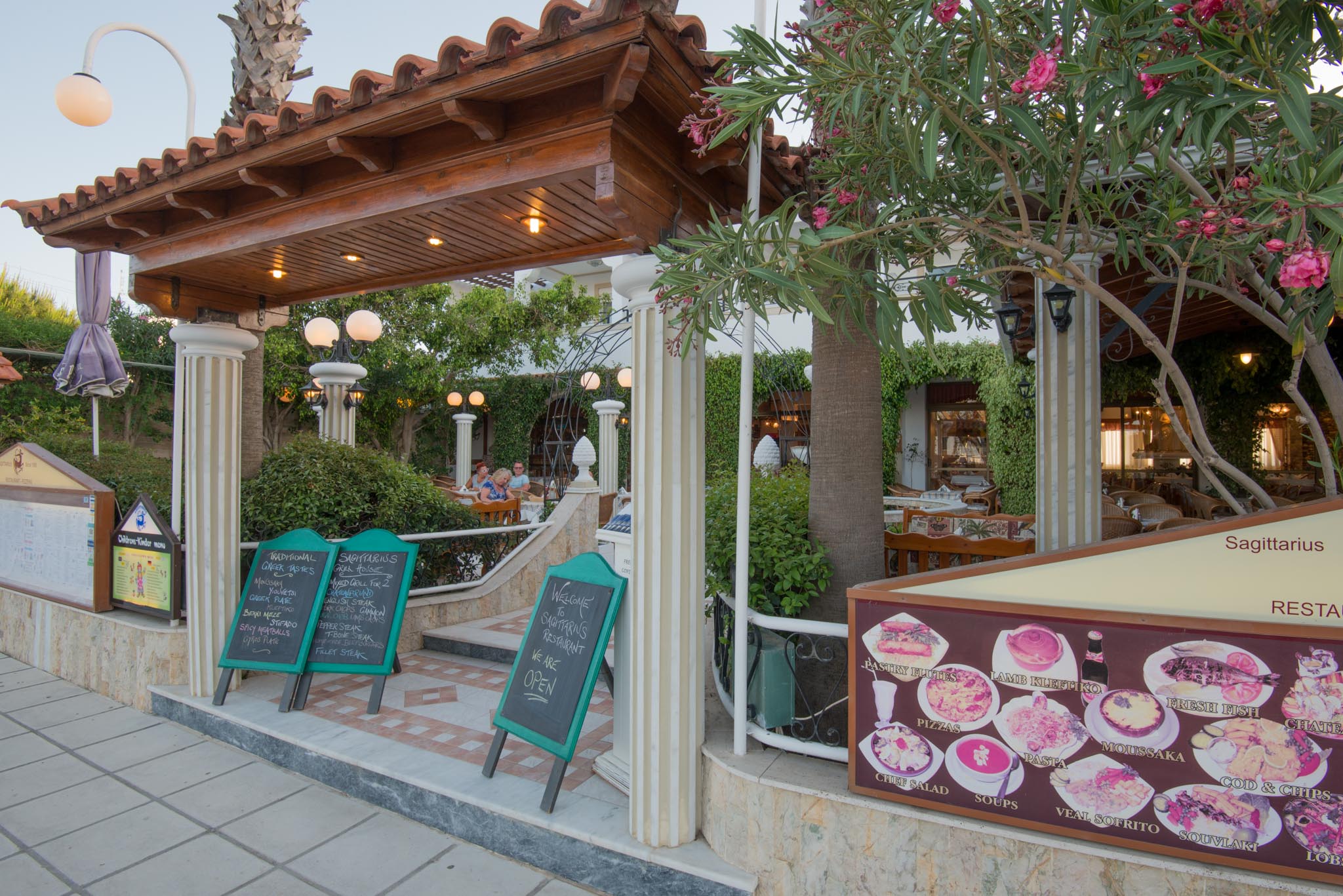 Sagittarius Restaurant-Pizzeria 