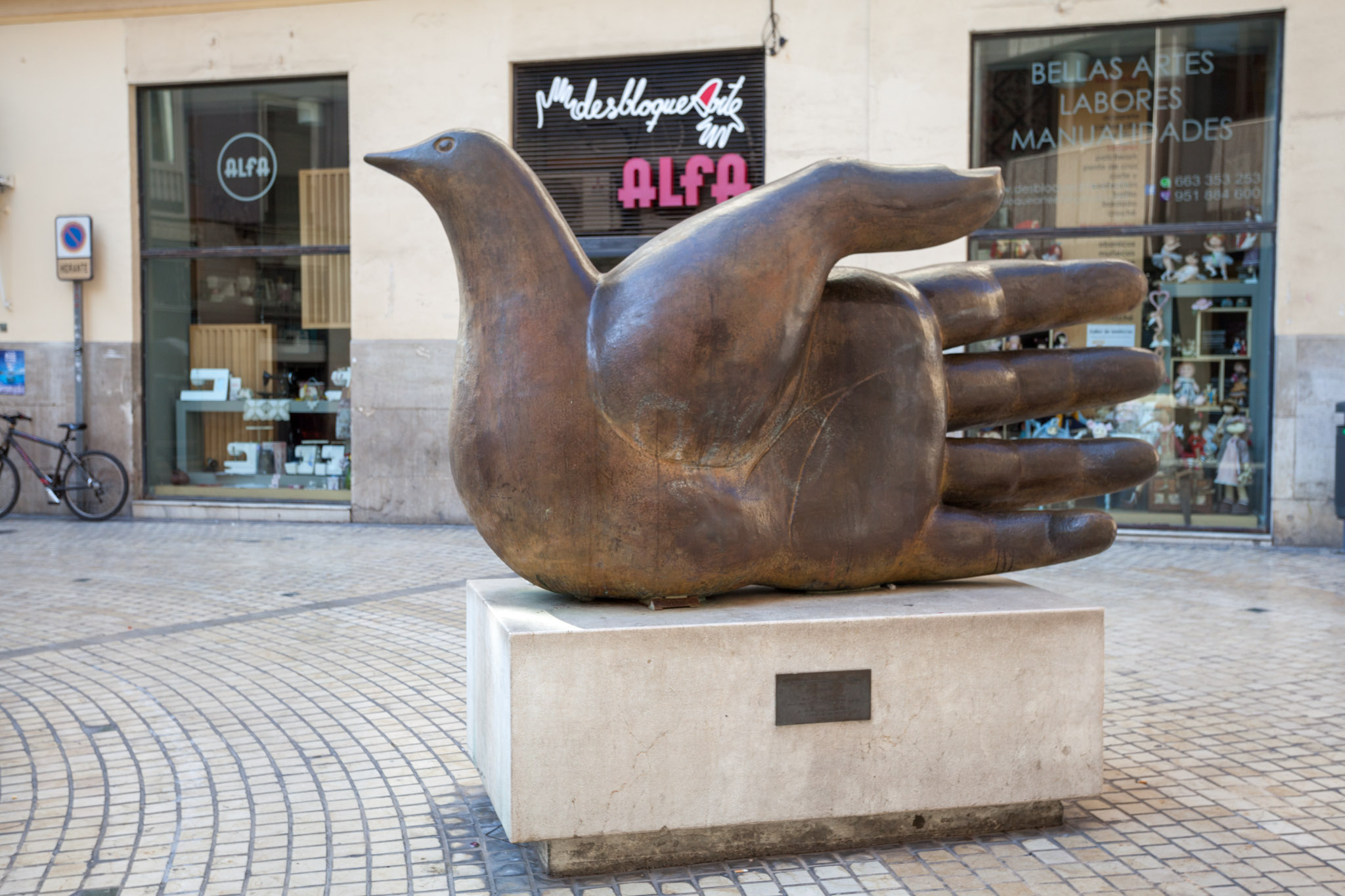 Escultura Ave Quiromantica