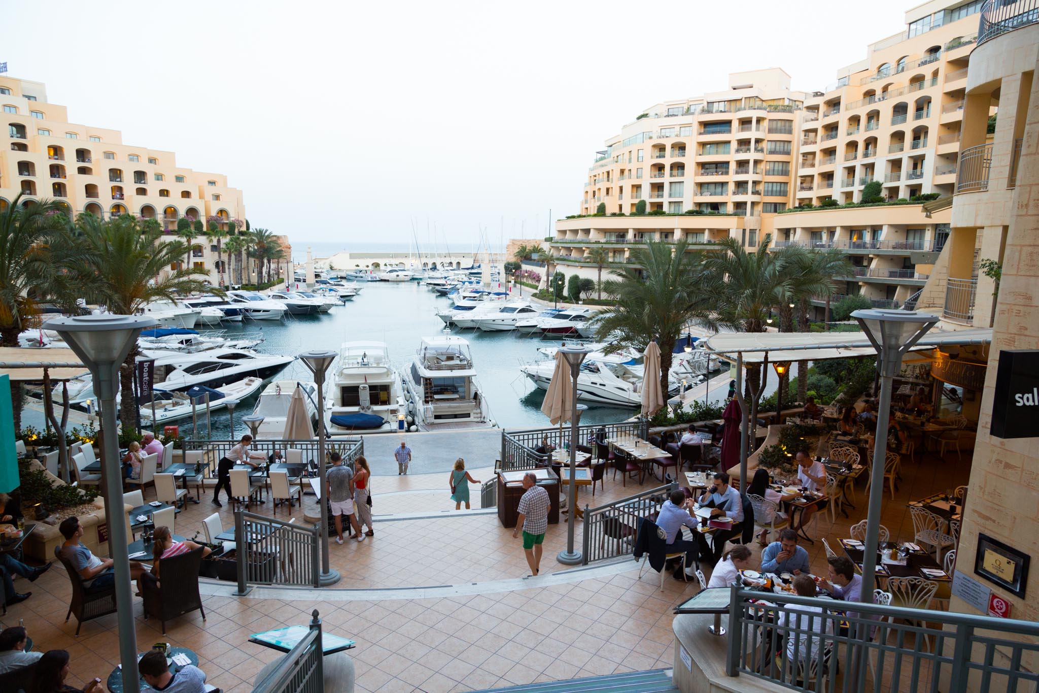 Portomaso Marina restaurants
