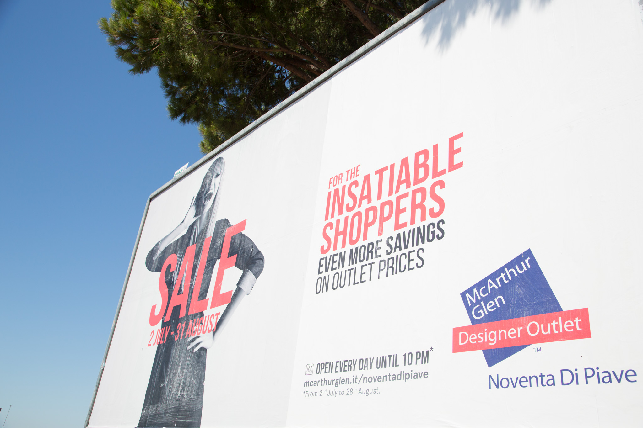 McArthur Glen Designer Outlet