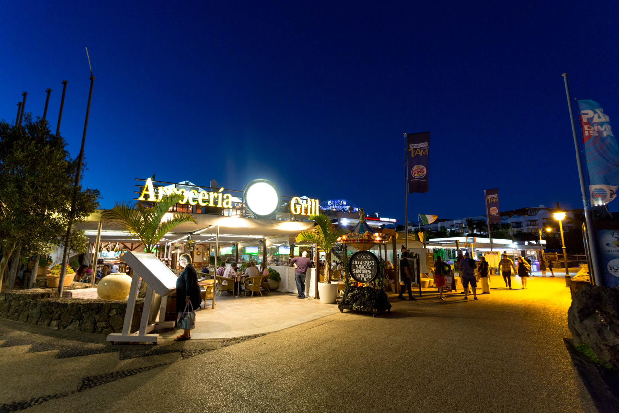 Commercial Centre Papagayo